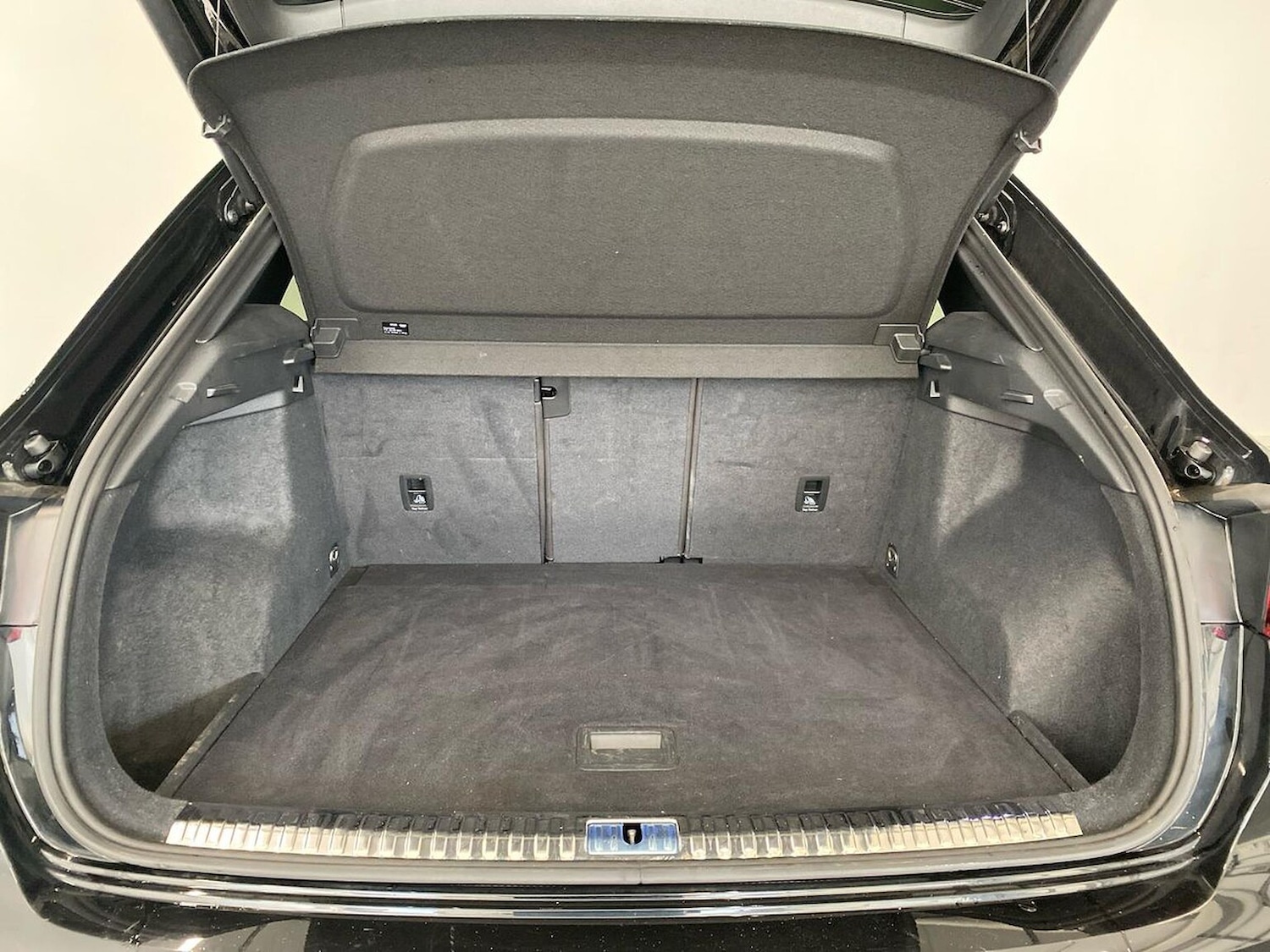 Used Audi Q3 2021 for sale - 76187102: Photo 17