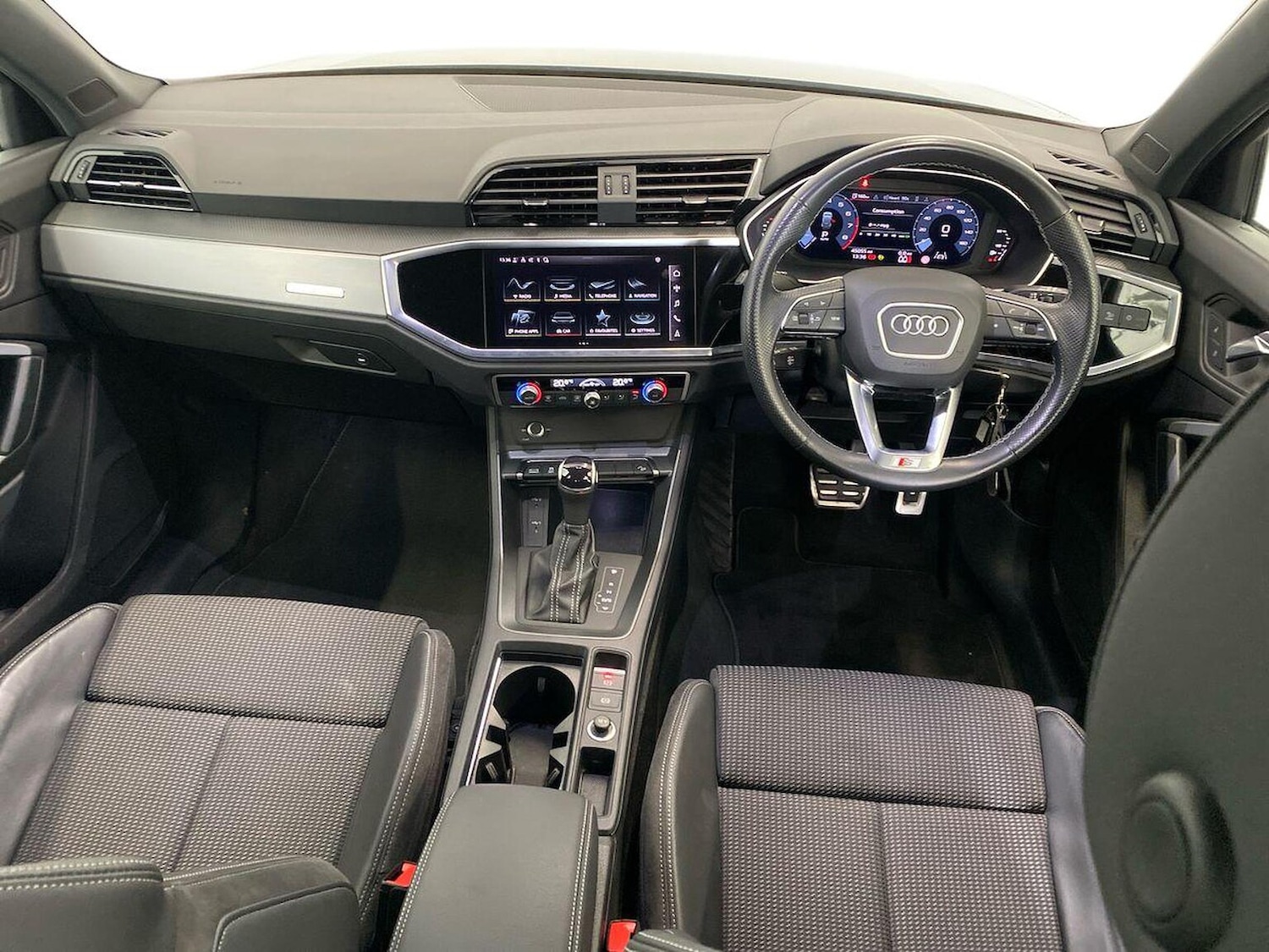 Used Audi Q3 2021 for sale - 76187102: Photo 8