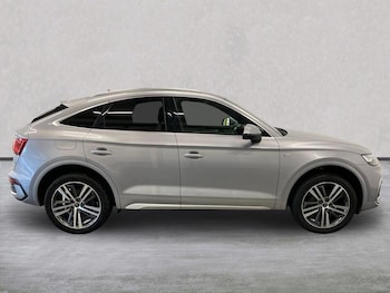 Used Audi Q5 2021 for sale - 76220471: Photo