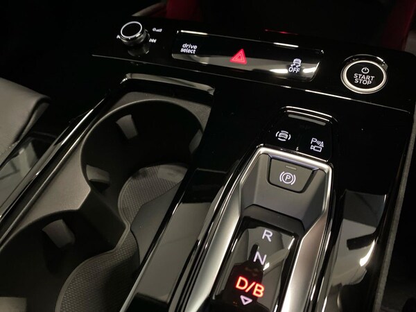Used Audi Q6 e-tron 2025 for sale - 76253661: Photo 22