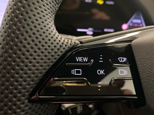 Used Audi Q6 e-tron 2025 for sale - 76253661: Photo 27