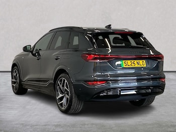 Used Audi Q6 e-tron 2025 for sale - 76253661: Photo 2