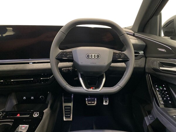 Used Audi Q6 e-tron 2025 for sale - 76253661: Photo 9