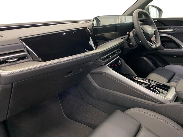 Used Audi Q5 2025 for sale - 76320654: Photo 7