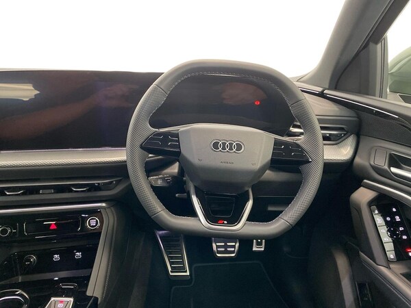 Used Audi Q5 2025 for sale - 76320654: Photo 9