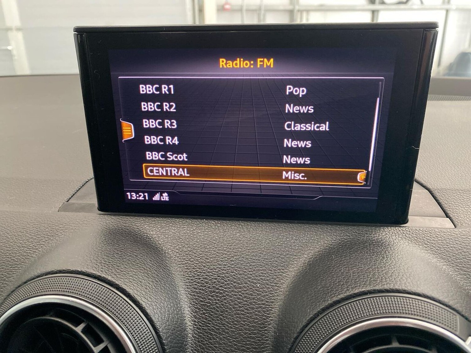 Used Audi Q2 2020 for sale - 76187032: Photo 11
