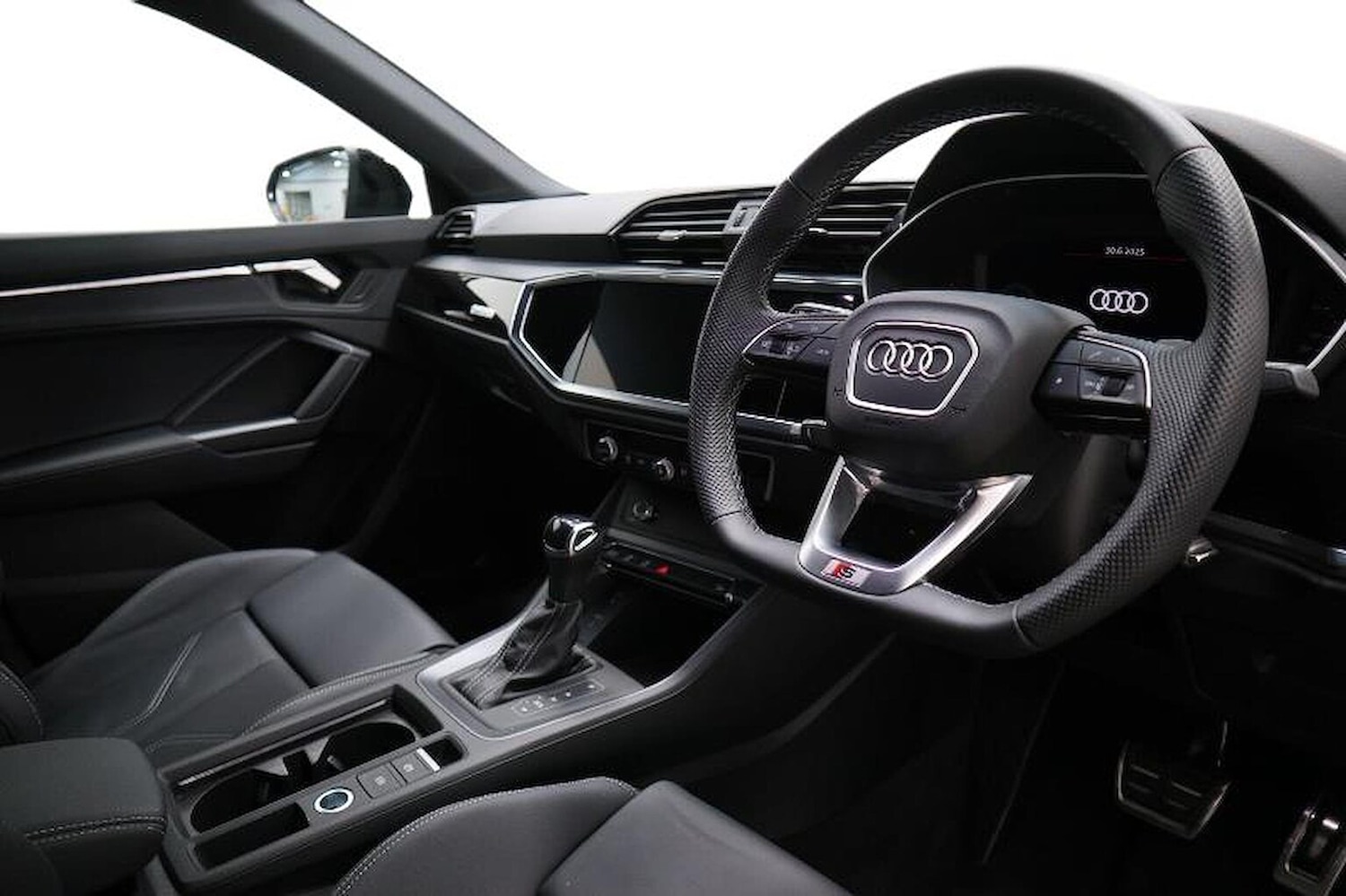 Used Audi Q3 2025 for sale - 76065605: Photo 8