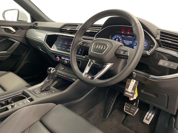 Used Audi Q3 2024 for sale - 76273444: Photo 15