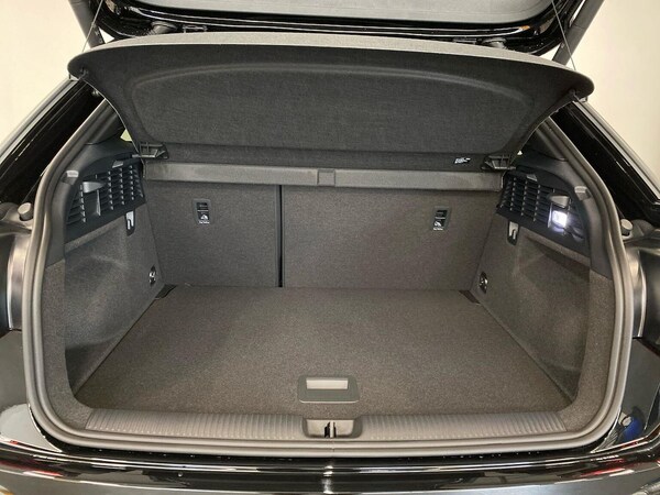 Used Audi Q2 2025 for sale - 76288599: Photo 17