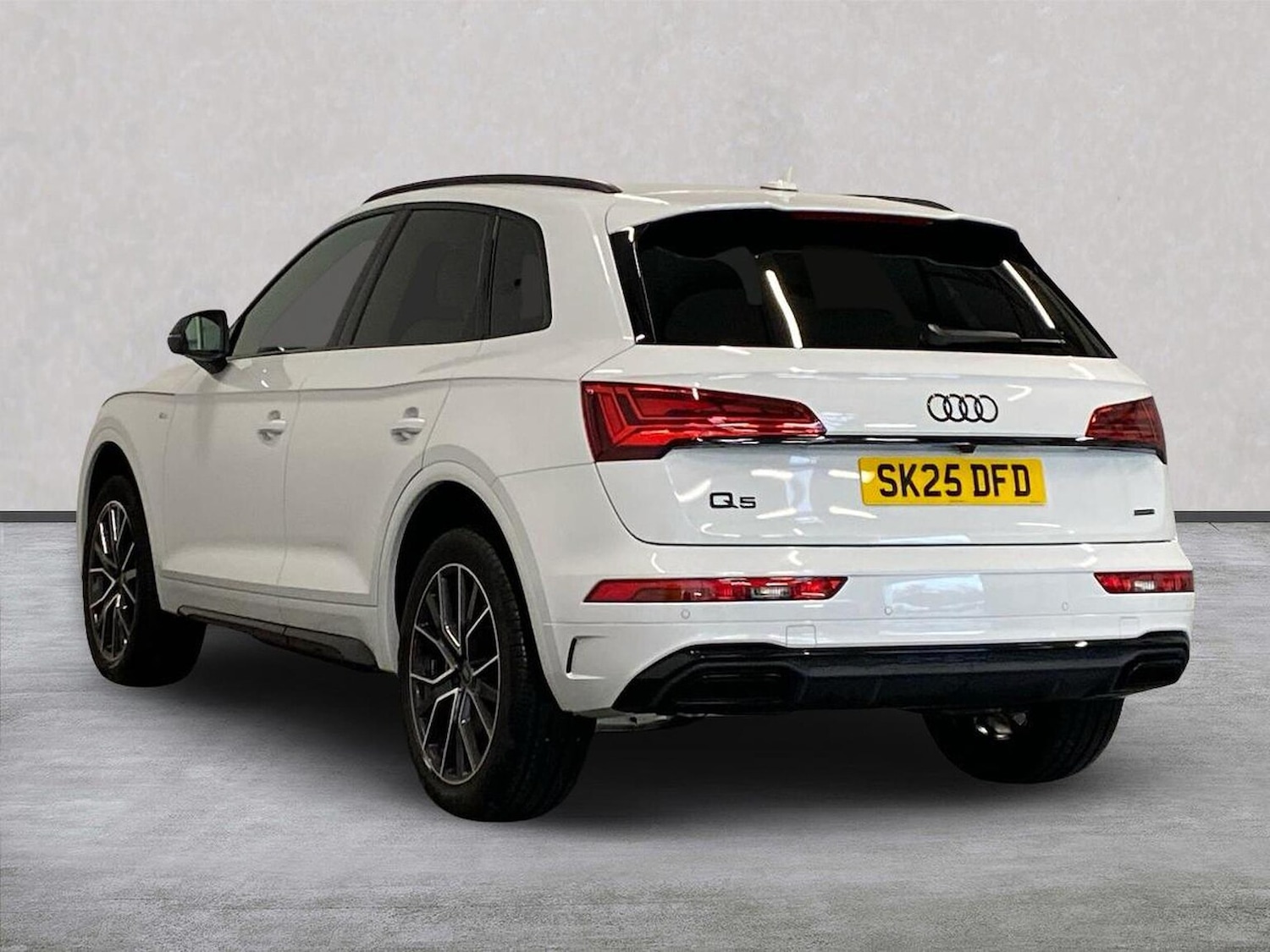 Used Audi Q5 2025 for sale - 76391703: Photo 2