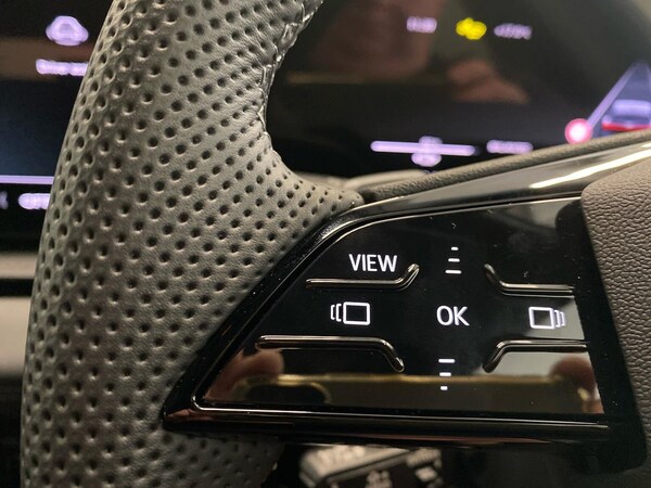 Used Audi Q6 e-tron 2025 for sale - 76273446: Photo 27