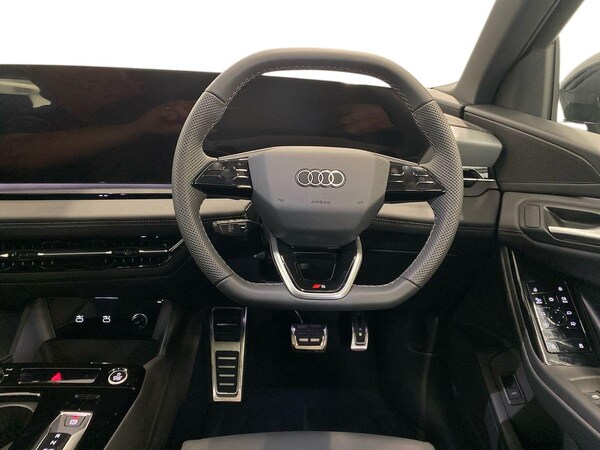 Used Audi Q6 e-tron 2025 for sale - 76273446: Photo 9