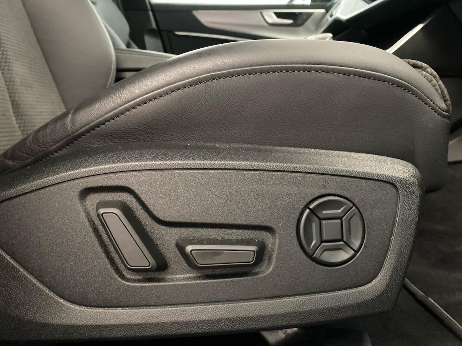 Used Audi A6 2021 for sale - 76093600: Photo 30