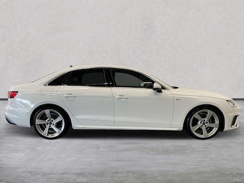 Used Audi A4 2022 for sale - 75907571: Photo