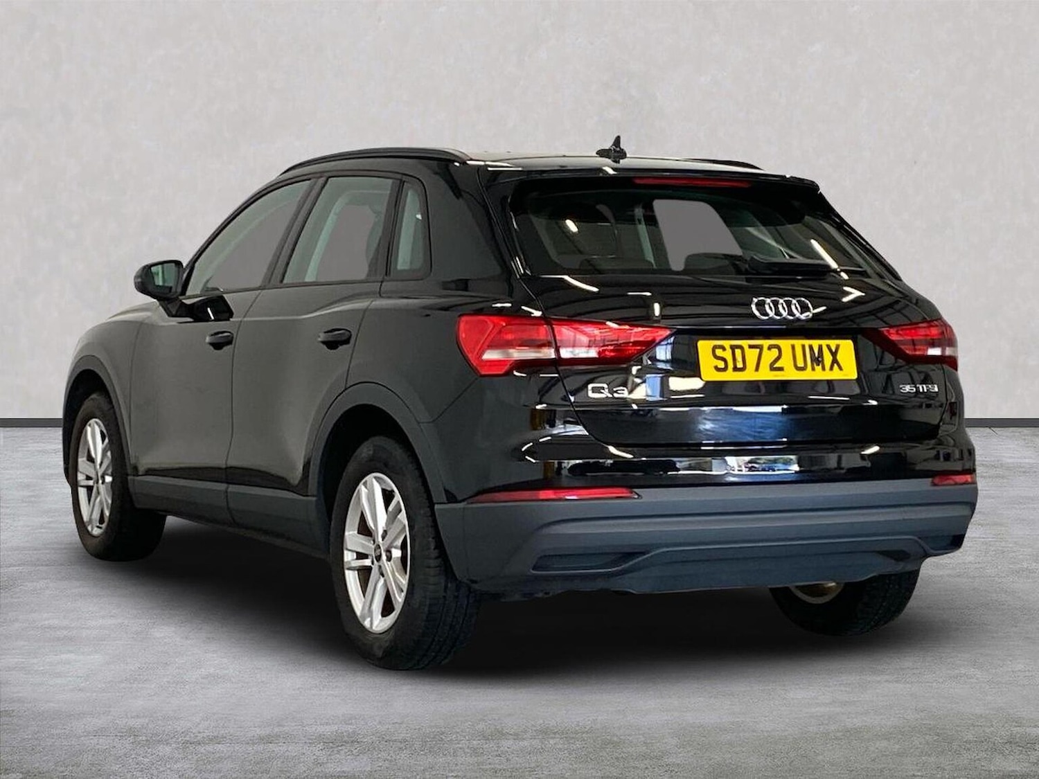 Used Audi Q3 2022 for sale - 75970973: Photo 2