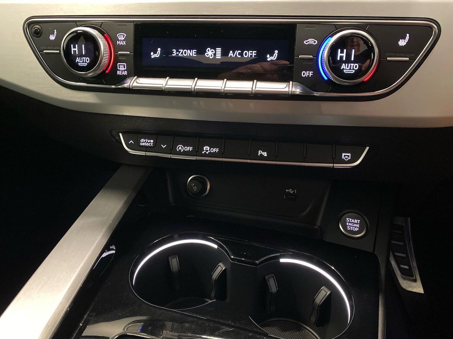 Used Audi A4 2022 for sale - 75730988: Photo 12