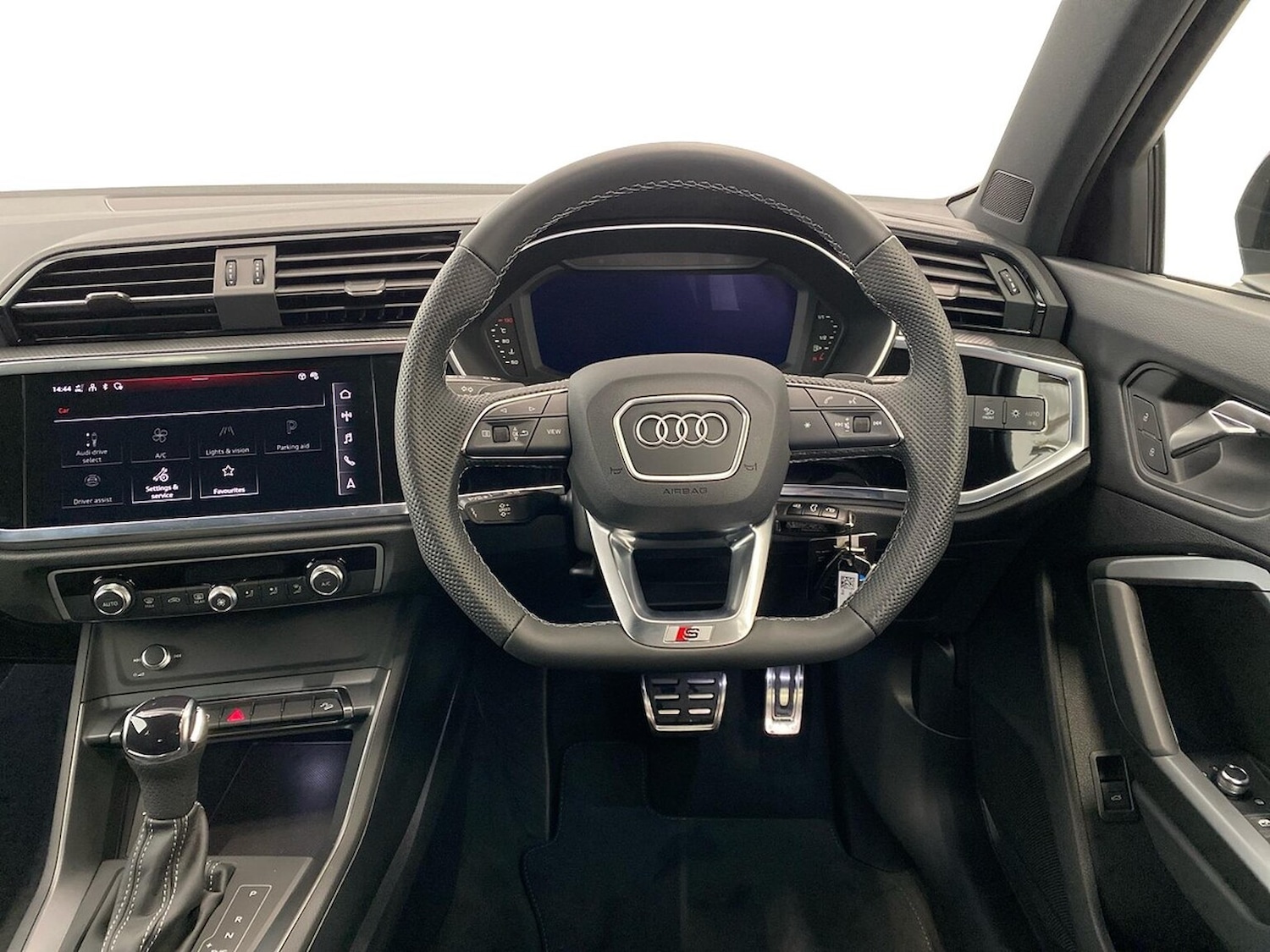 Used Audi Q3 2025 for sale - 76107172: Photo 9