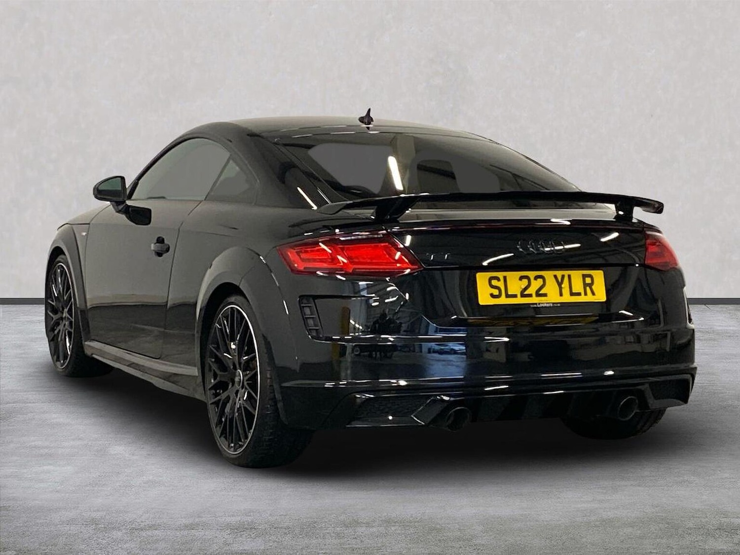 Used Audi TT 2022 for sale - 76142876: Photo 2