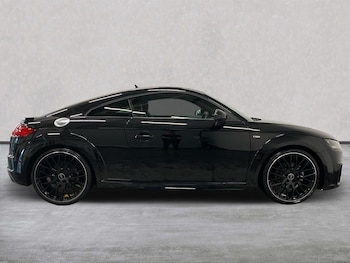 Used Audi TT 2022 for sale - 76142876: Photo