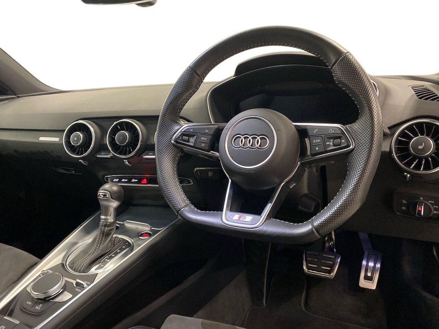 Used Audi TT 2022 for sale - 76142876: Photo 9