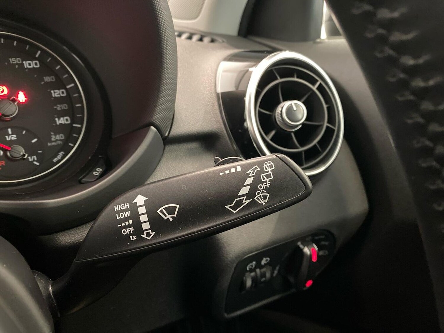 Used Audi A1 2018 for sale - 76040660: Photo 28
