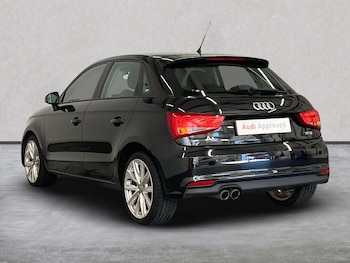 Used Audi A1 2018 for sale - 76040660: Photo 2