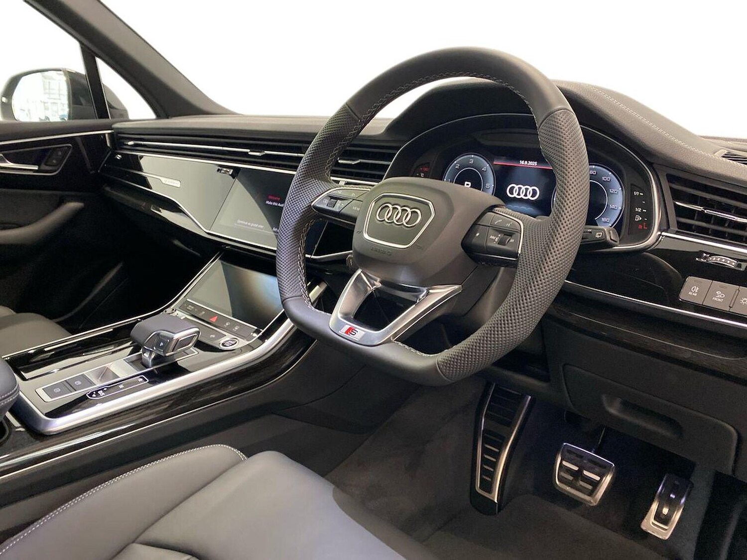 Used Audi Q7 2025 for sale - 76461848: Photo 15