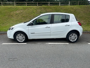 Used Renault Clio 2011 for sale - 75352511: Photo