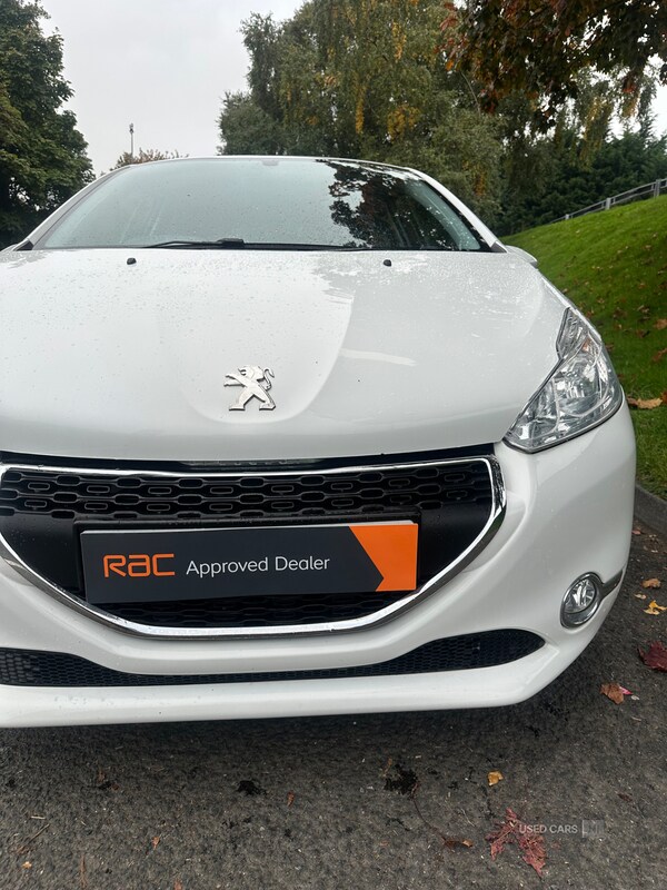 Used Peugeot 208 2013 for sale - 76260655: Photo 11