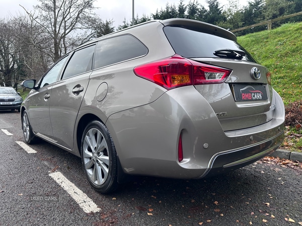 Used Toyota Auris 2013 for sale - 76667748: Photo 3