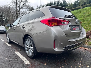 Used Toyota Auris 2013 for sale - 76667748: Photo