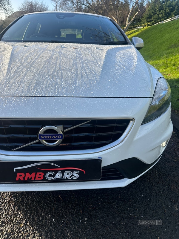 Used Volvo V40 2015 for sale - 74359290: Photo 11
