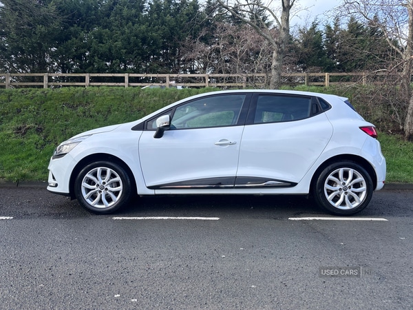Used Renault Clio 2018 for sale - 77626735: Photo 2