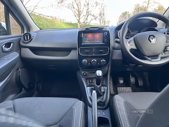 Used Renault Clio 2018 for sale - 77626735: Photo