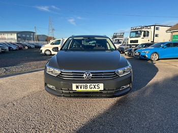 Used Volkswagen Passat 2018 for sale - 76614793: Photo