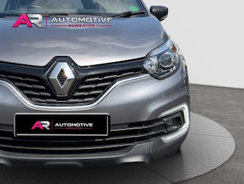 Used Renault Captur 2018 for sale - 79273009: Photo