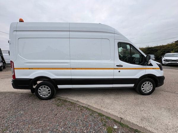 Used Ford Transit 2023 for sale - 76299139: Photo 2