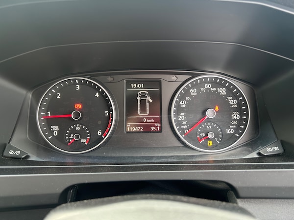 Used Volkswagen Transporter 2019 for sale - 76126195: Photo 17
