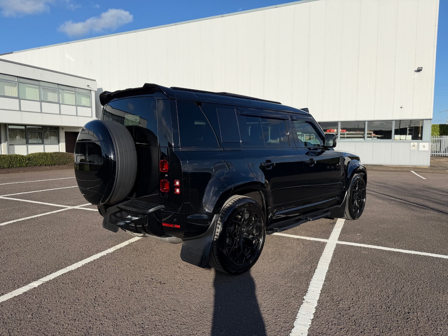 Used Land Rover Defender 2025 for sale - 77833615: Photo 14