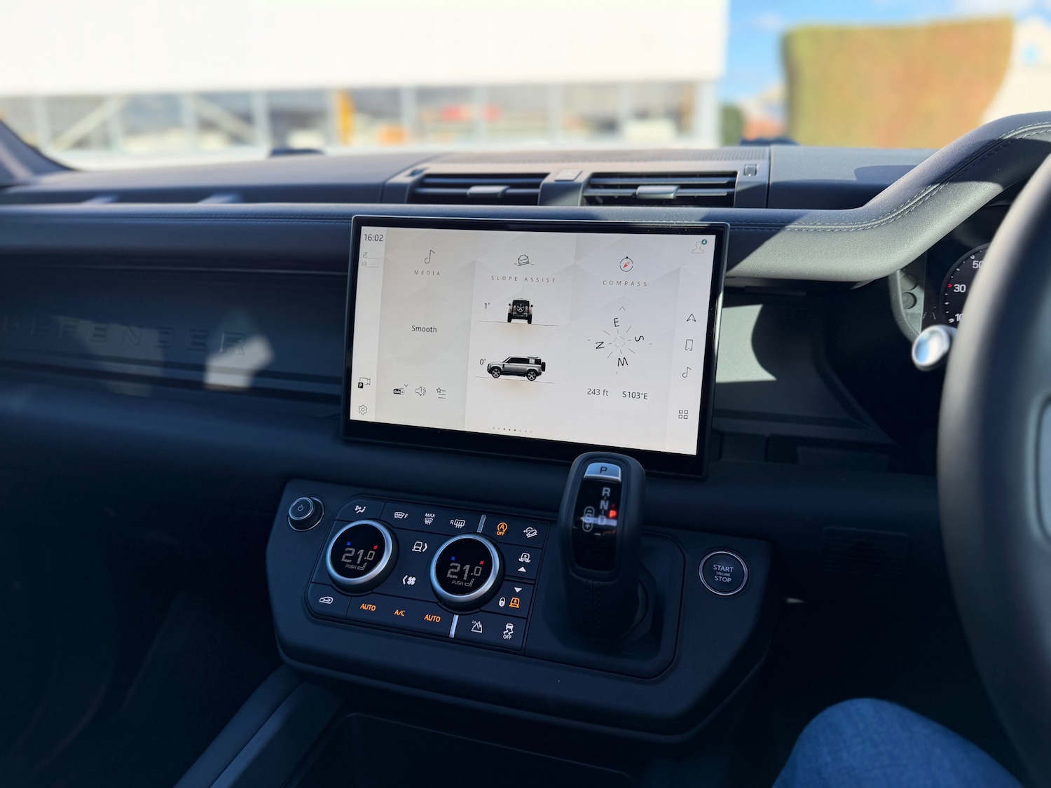 Used Land Rover Defender 2025 for sale - 77833615: Photo 21