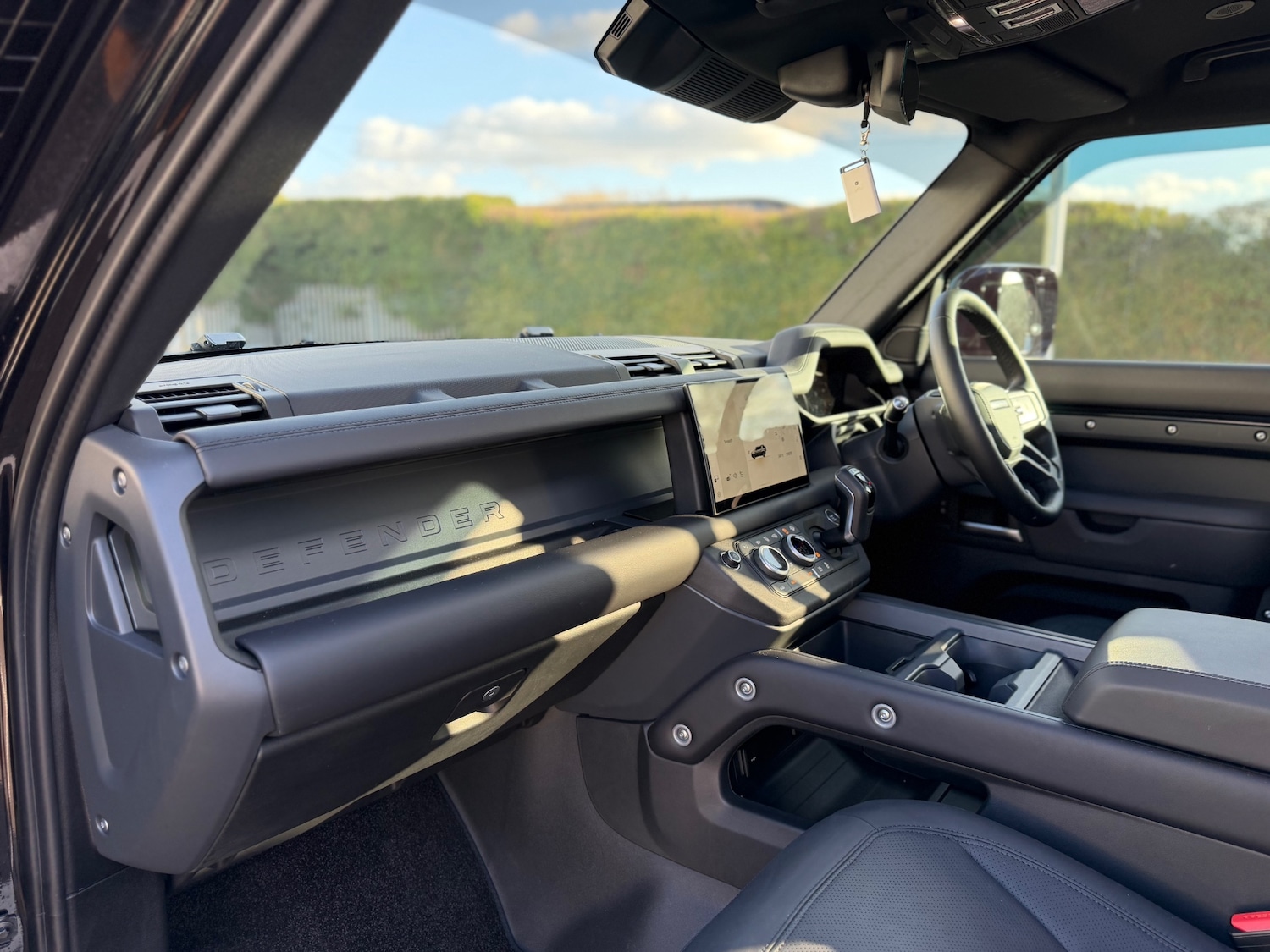 Used Land Rover Defender 2025 for sale - 77833615: Photo 24