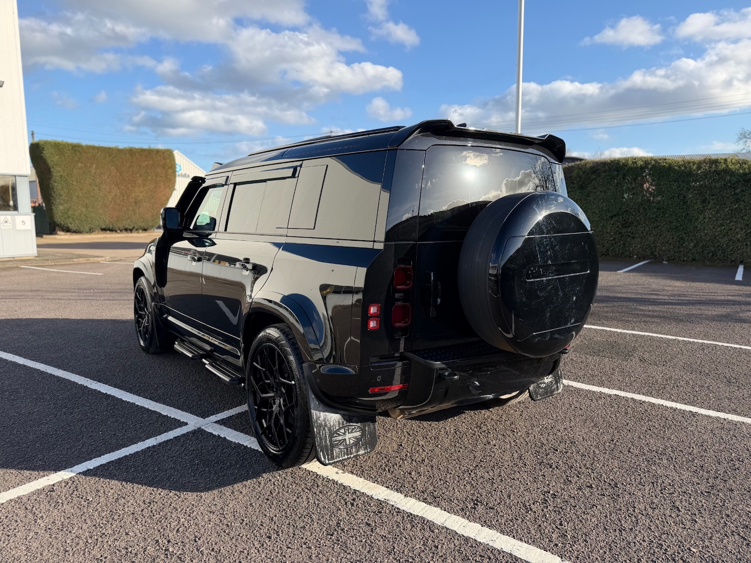 Used Land Rover Defender 2025 for sale - 77833615: Photo 9