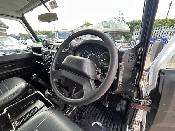 Used Land Rover Defender 2012 for sale - 74961470: Photo 12