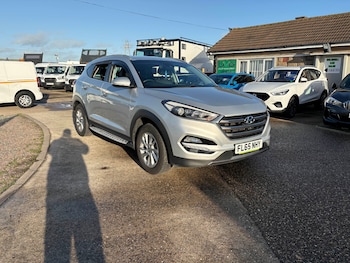 2015 (65) - 1.7 CRDi Blue Drive Premium 5dr 2WD