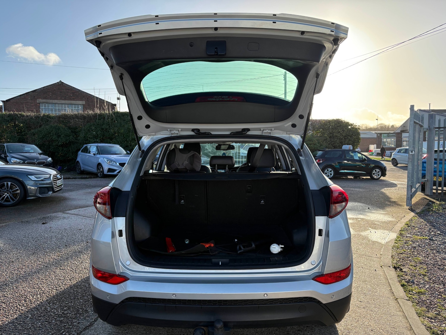 Used Hyundai TUCSON 2015 for sale - 76893059: Photo 4