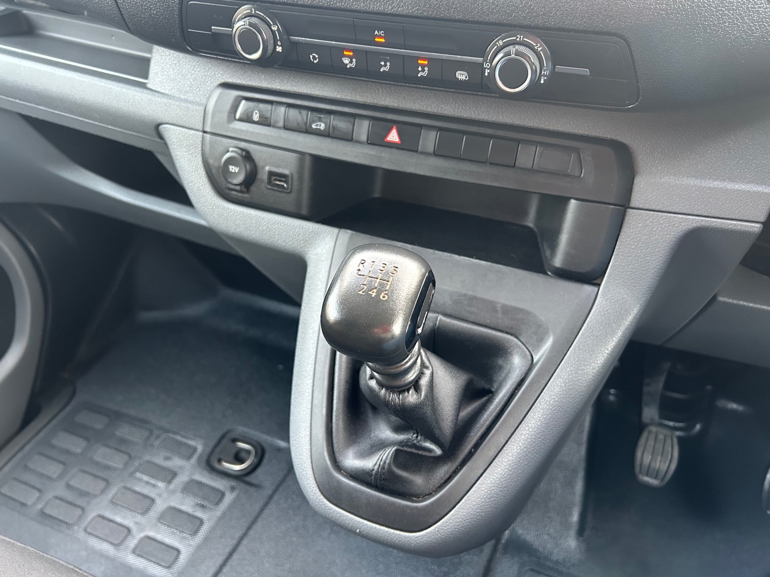 Used Vauxhall Vivaro 2022 for sale - 76450662: Photo 18