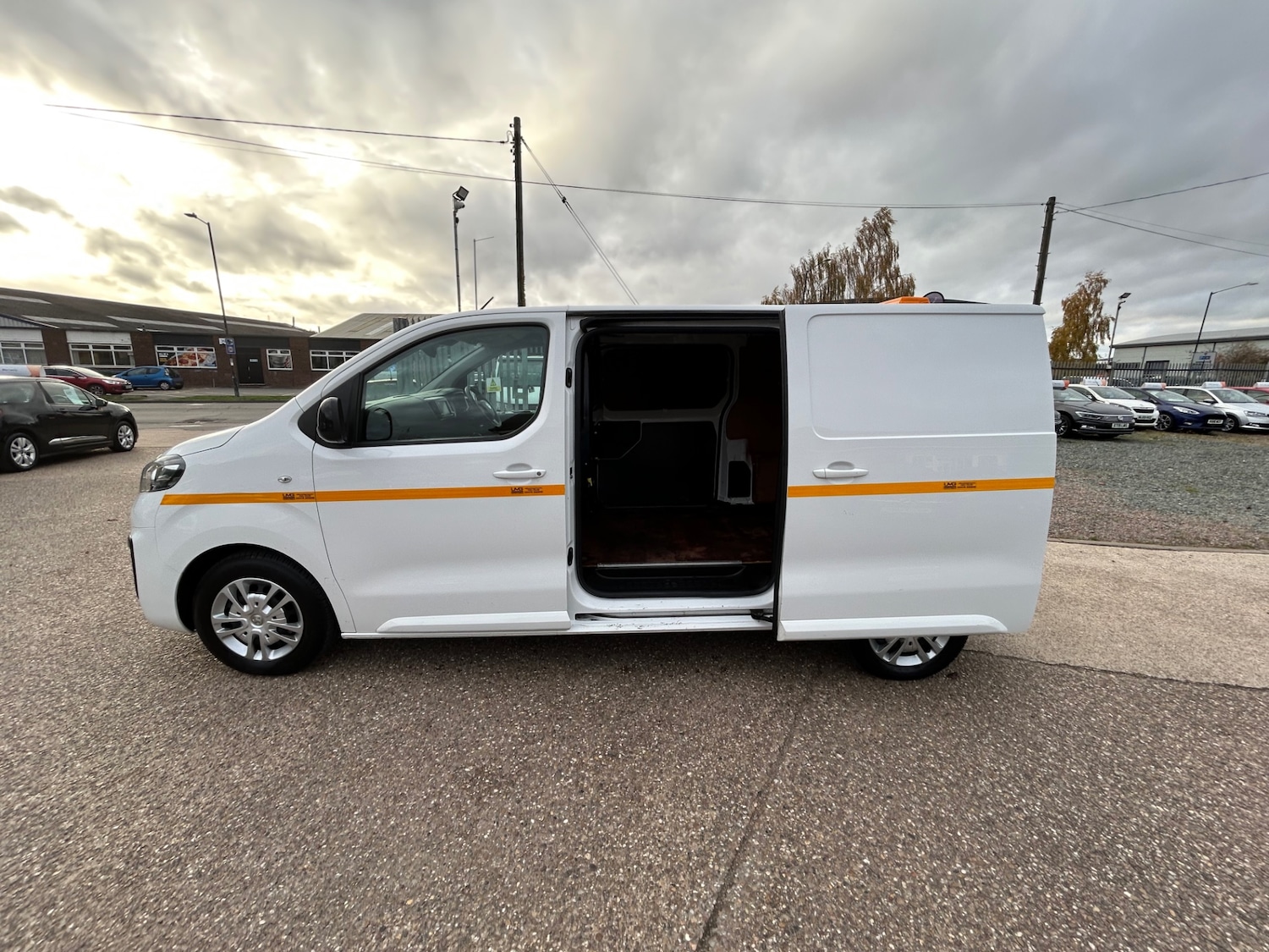 Used Vauxhall Vivaro 2022 for sale - 76450662: Photo 5