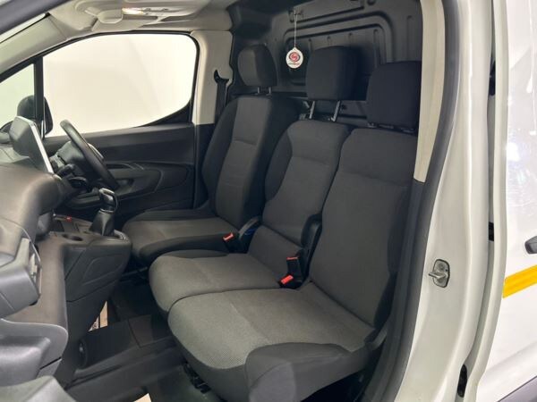 Used Peugeot Partner 2021 for sale - 76102254: Photo 14