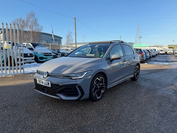 Used Volkswagen Golf 2025 for sale - 77167694: Photo