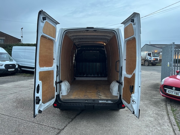 Used Nissan Interstar 2022 for sale - 73111741: Photo 10